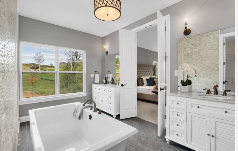 The Rise of the Ensuite Bathroom: A Modern Necessity for Comfort and Convenience