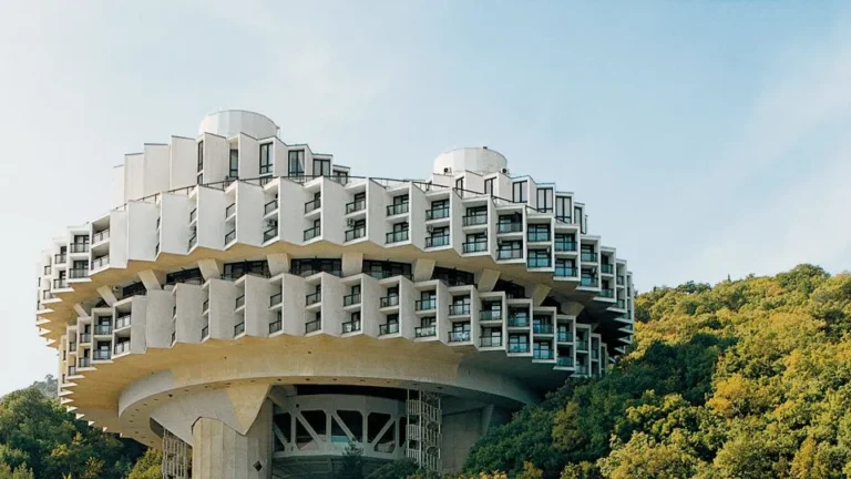 Brutalist Architecture Russia: A Glimpse Into the Concrete Dreams of the Soviet Era