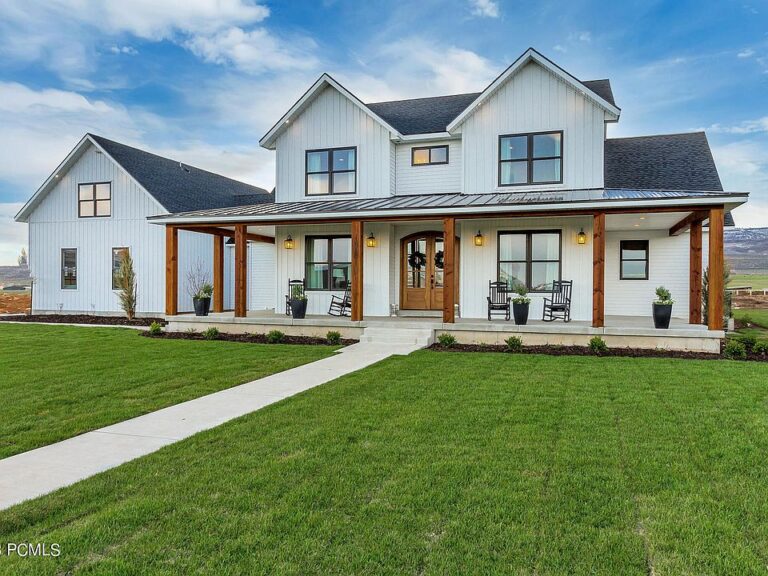 The Ultimate Guide to Finding the Perfect Farm House for Sale