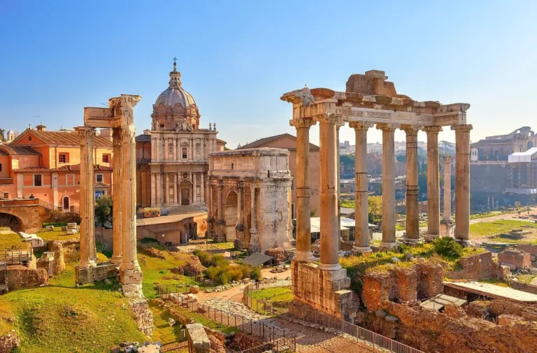 Roman Architecture: A Legacy of Innovation and Grandeur